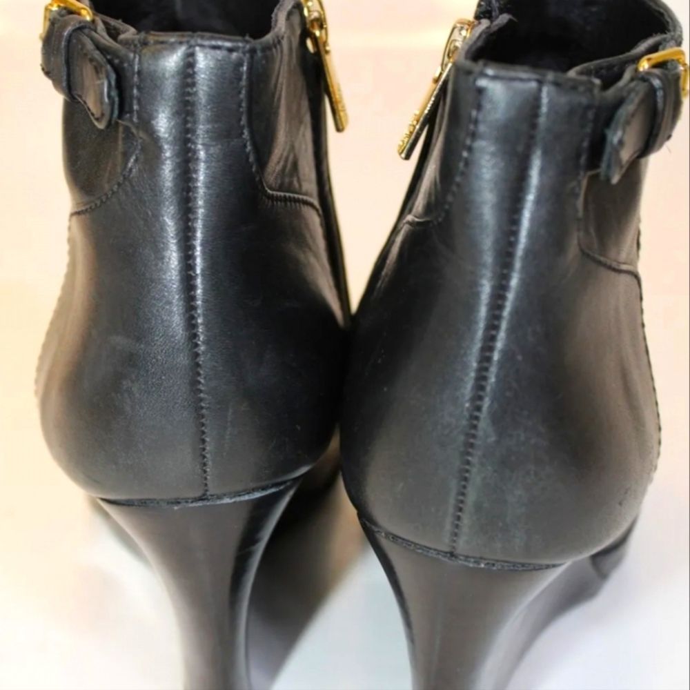 Tory Burch Womens 7 M Leather Wedge Heeled Zip Ankle Boots 👢 Booties - Picture 7 of 13